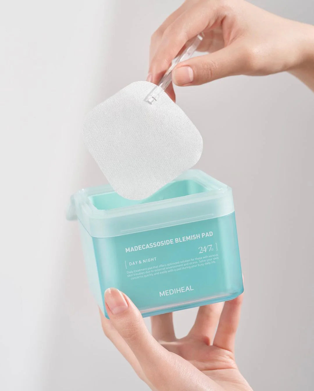 MEDIHEAL Madecassoside Blemish Pad (100 Pads / 170 ml)